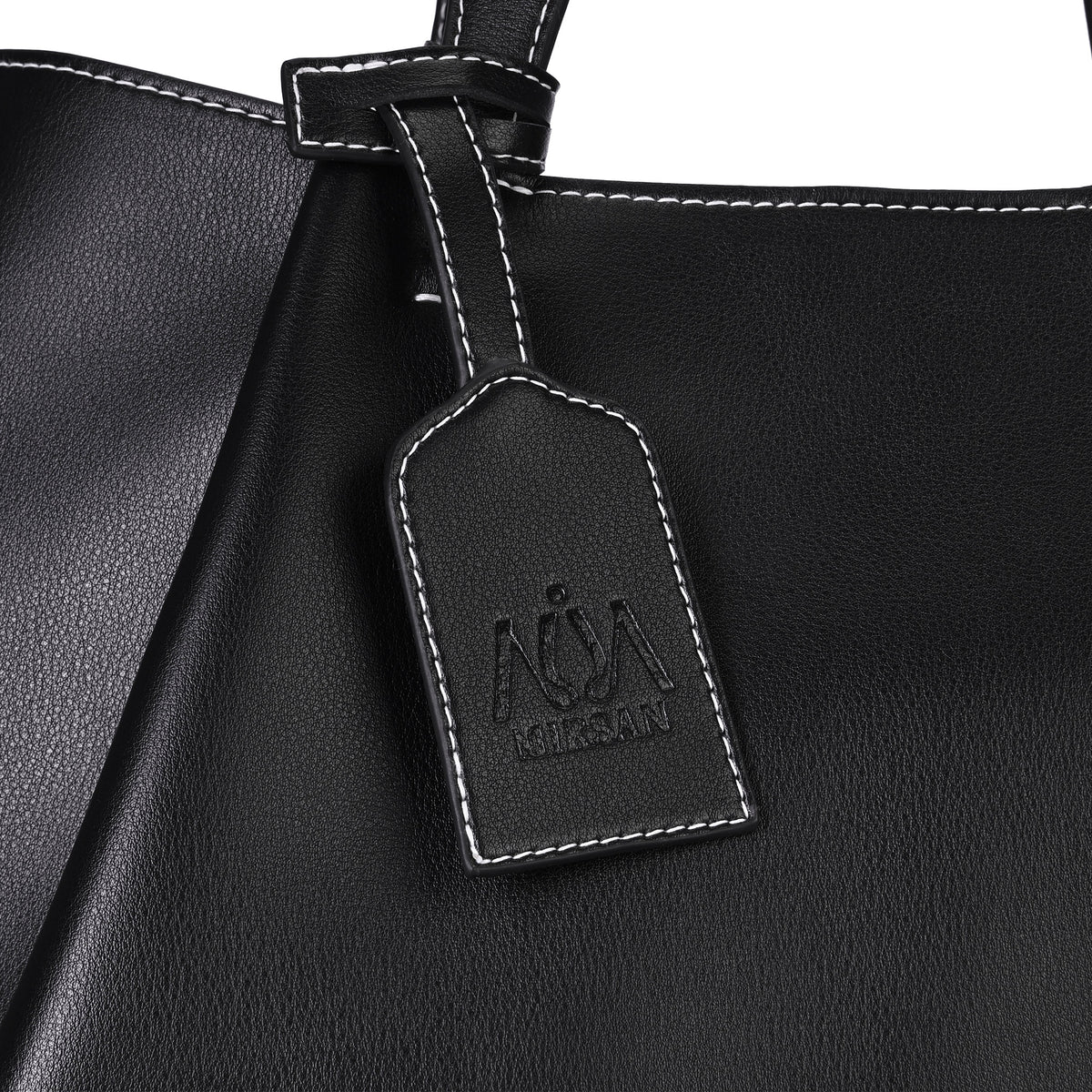 Finka bag in Black