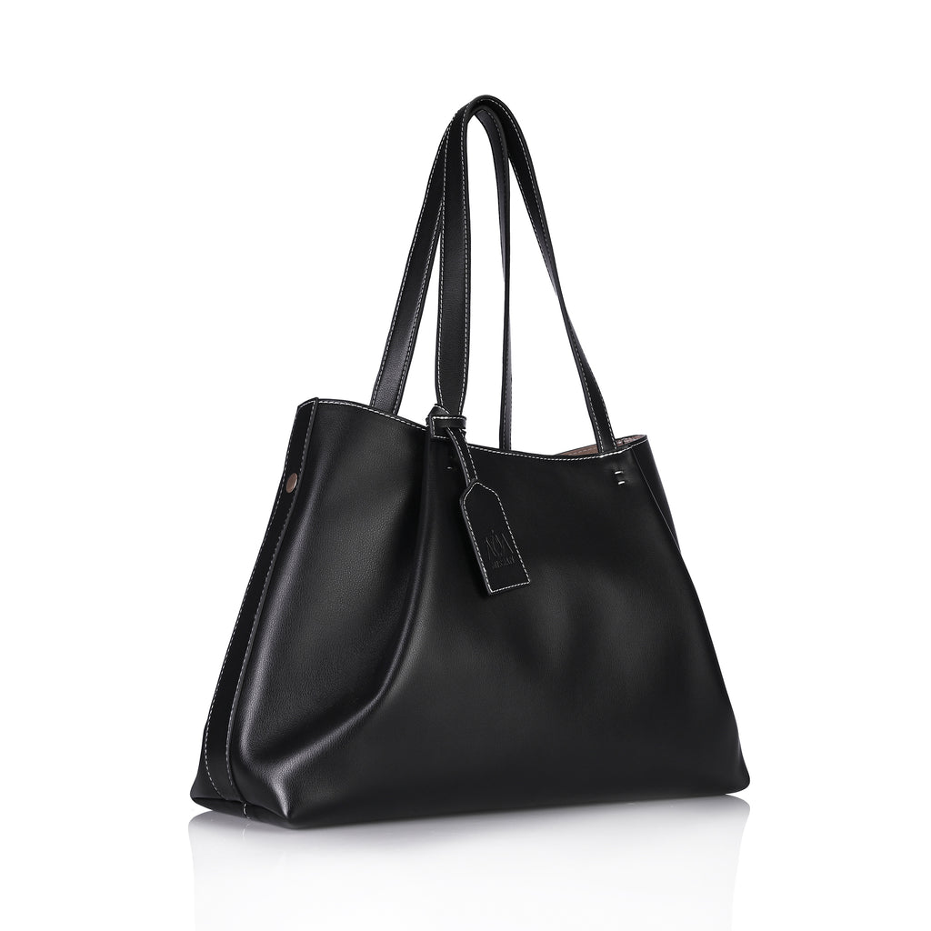 Finka bag in Black