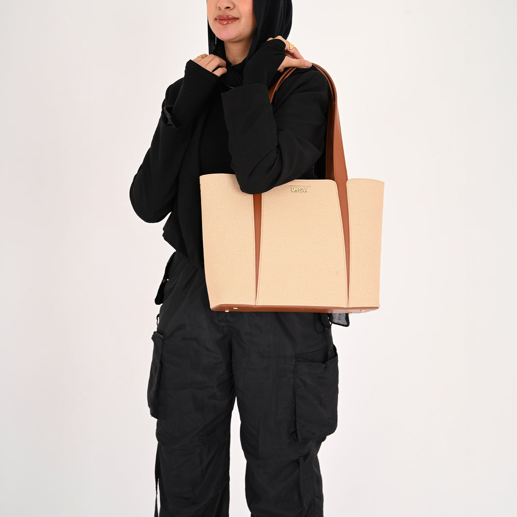 Oryx bag in Beige